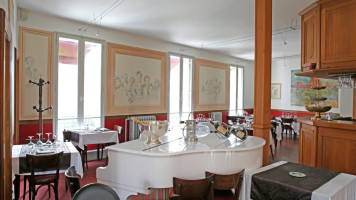 Restaurant le Parvis inside