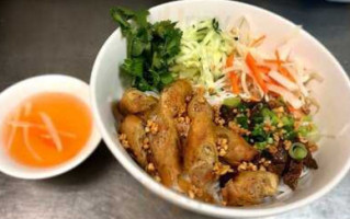 Saigon Flavor Vietnamese Restaurant food