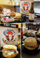 Country Burger food