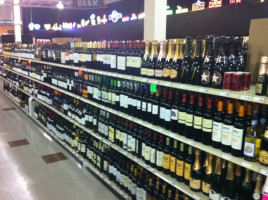 Spec's Wines, Spirits Finer Foods food