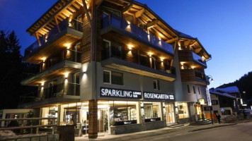 Sparkling Lounge Bar Restaurant inside