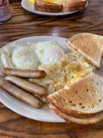 City Limits Diner And Pancake House food