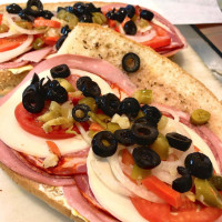 Cavaretta's Italian Deli food