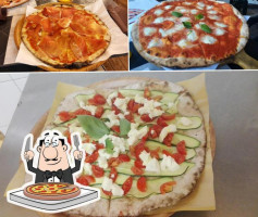 Gelateria E Pizzeria Pinocchio Di Michelotti Mario E C food