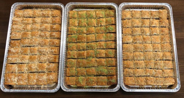 Turkish Pita Place food