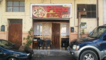 Pizza Shop Sicilia Di Valeria Intravaia inside