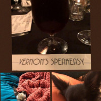 Vernon's Speakeasy food