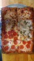 Anthony's Old Style Pizzeria food