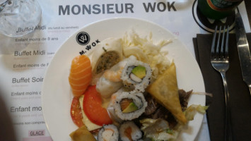 Monsieur Wok food