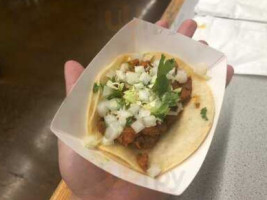 Lil Wagon Tacos food