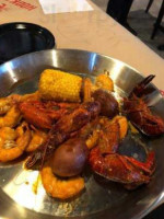 Hook And Reel Cajun Seafood food