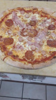 Pizza Service Di Ferraro Gaetana food