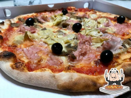 Mec Pizza Di Fin Mauro food