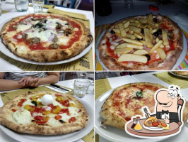 Ricomincio Da 3 Pizzeria Napoletana food