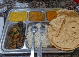 Bhanu's Indian Grocery And Cuisine food