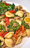 Mannino's Italian Kitchen Lounge food