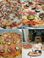 Master Pizza Di Rudin Vezi food