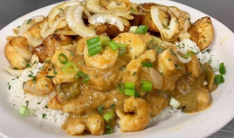 Honore’s Cajun Cafe food