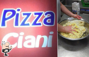 Pizza Ciani food