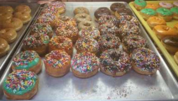 K&b Donuts food
