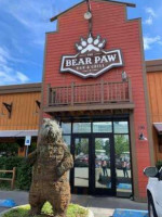 The Bear Paw Grill food