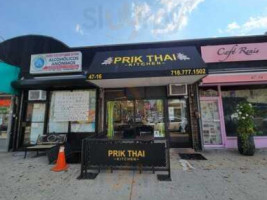 Prik Thai Kitchen outside