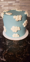 Dawn's Couture Cakes food