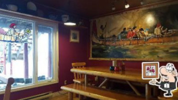 Voyageurs Cookhouse inside