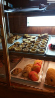 Christians Bakery food