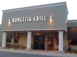Bonefish Grill outside