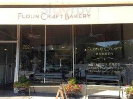 Flour Craft Bakery outside