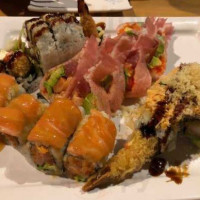 Sushi Grove food