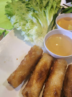 Kim Oanh food