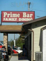 Prime Family Dining outside