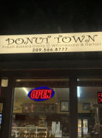 Donut Town inside