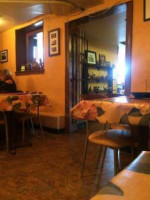 Cafe Con Leche inside