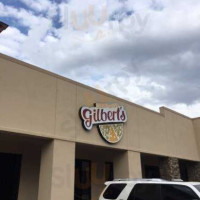 Gilbert's Louisiana Pizza House outside