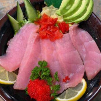 Harbor Sushi food