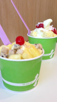 Yumberry Frozen Yogurt food