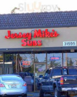 Jersey Mike's Subs outside