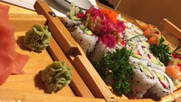 Gonoe Sushi inside