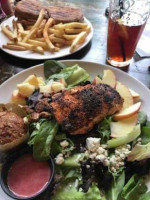 Boundary Waters Kitchen & Bar food