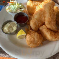 Harbor Hut food