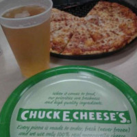 Chuck E. Cheese food