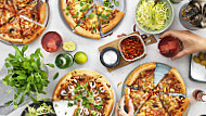 Pizza Hut Vaexjoe food