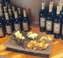 Manzanita Creek Winery Tasting Room food