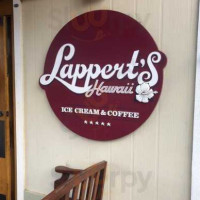 Lapperts Ice Cream outside