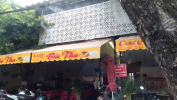 Cafe Bảo Thu outside