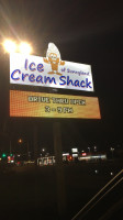 Ice Cream Shack Of Sunnyland inside