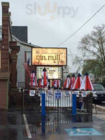 The Gin Mill Grille outside